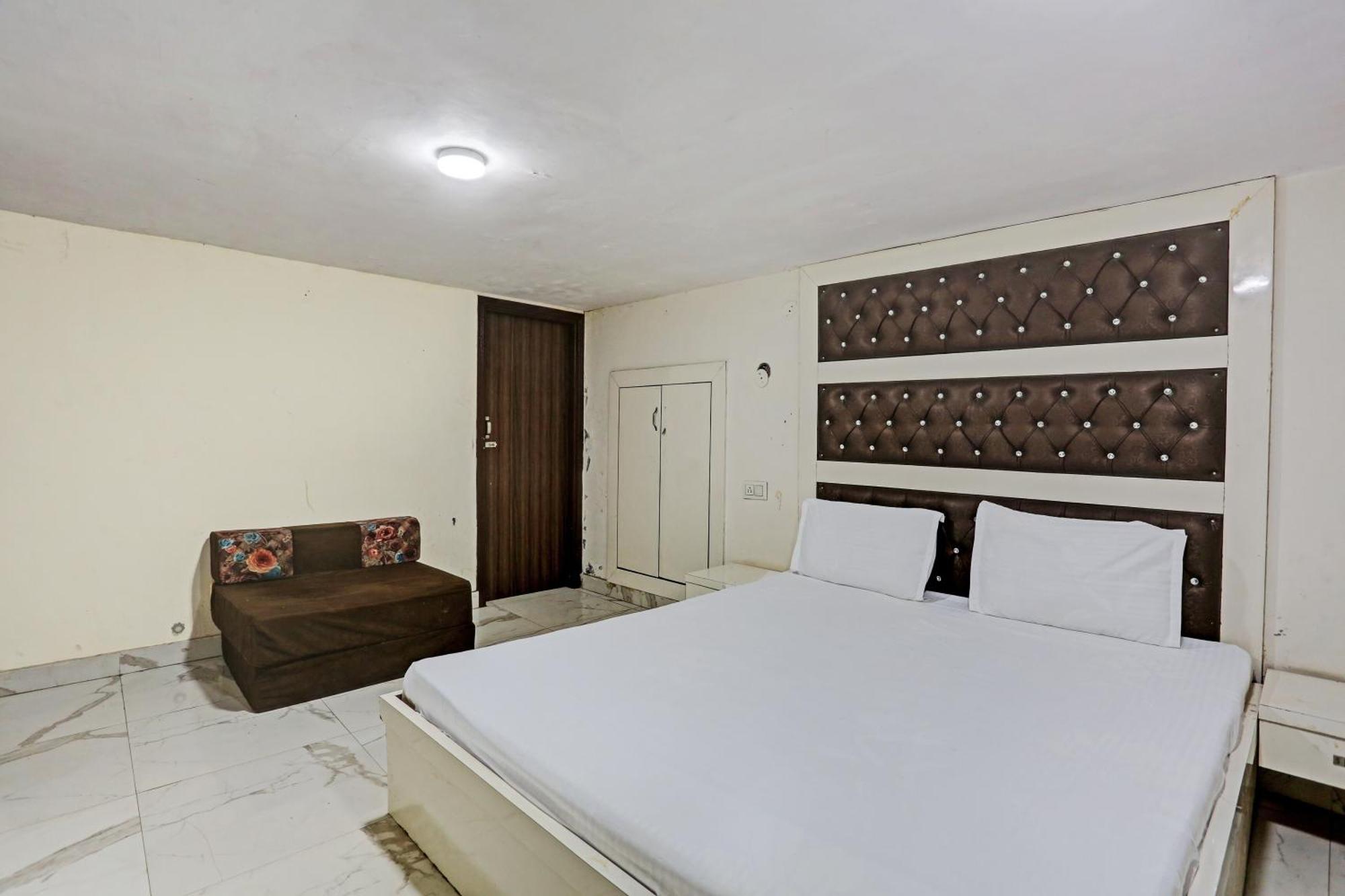 Hotel O Saffron Night Stay Amritsar Extérieur photo